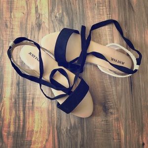 Lace-up ballerina sandals